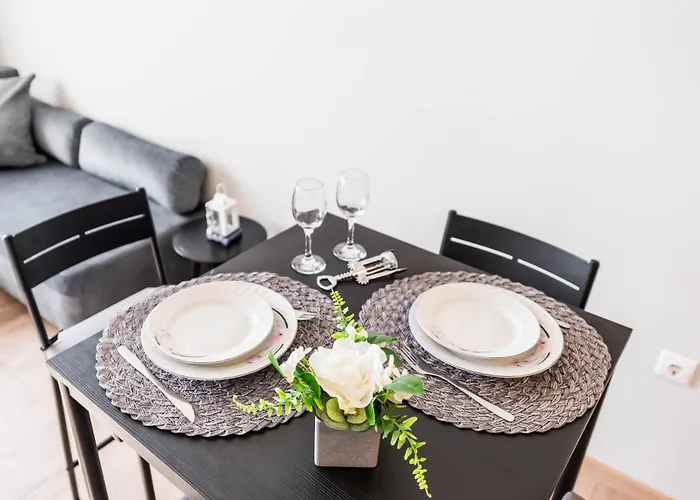 Sunny Ap & Parking 5min From The アパート *