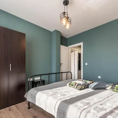 Sunny Ap & Parking 5min From The * Varna